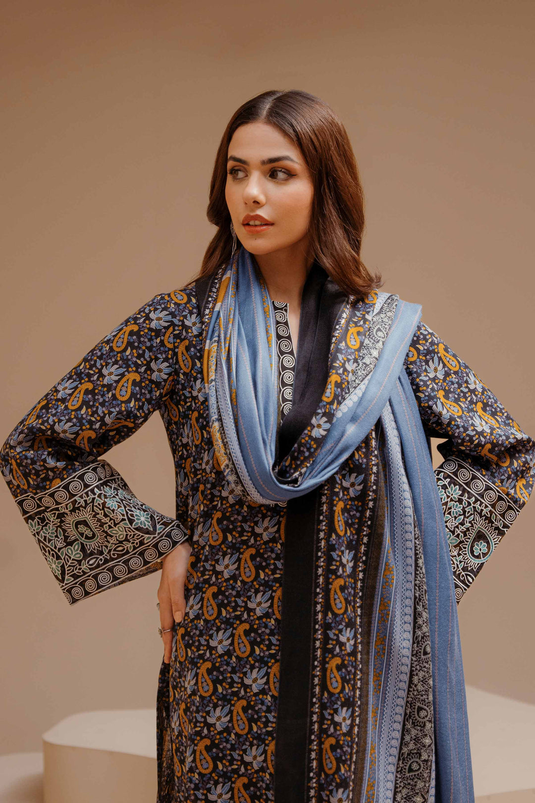 Nishat linen- 3 Piece - Printed Embroidered Suit - 42303131-R