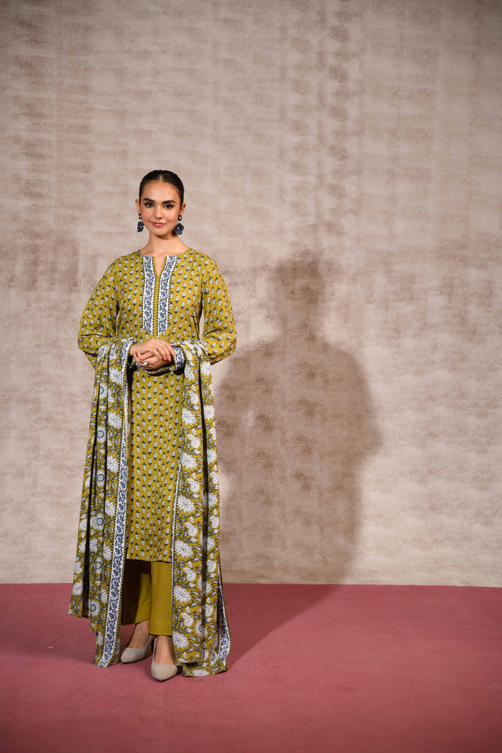 Nishat Linen- 3 Piece - Printed Suit - 42303177-R