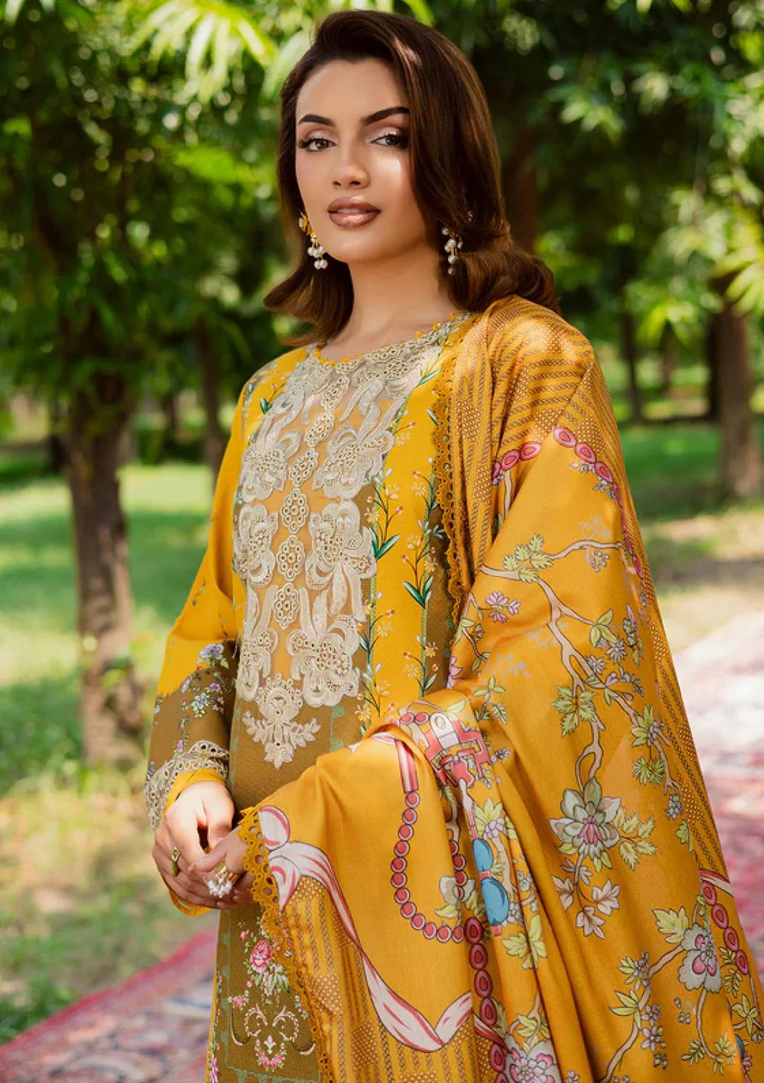 Parishay - Rang e Sarma - Khaddar'25 - SAR#05