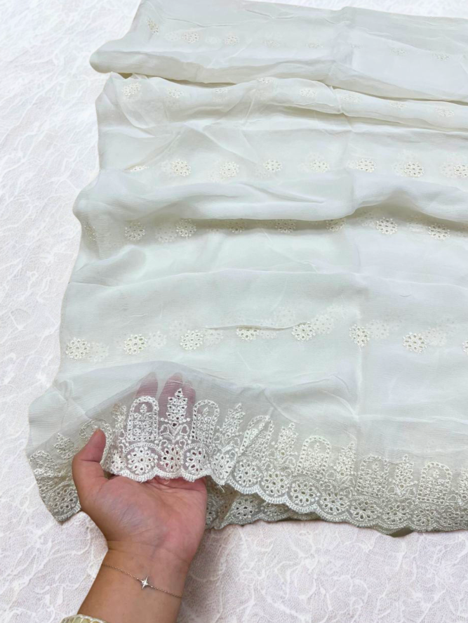 Kayseria- White Embroidered Shawl