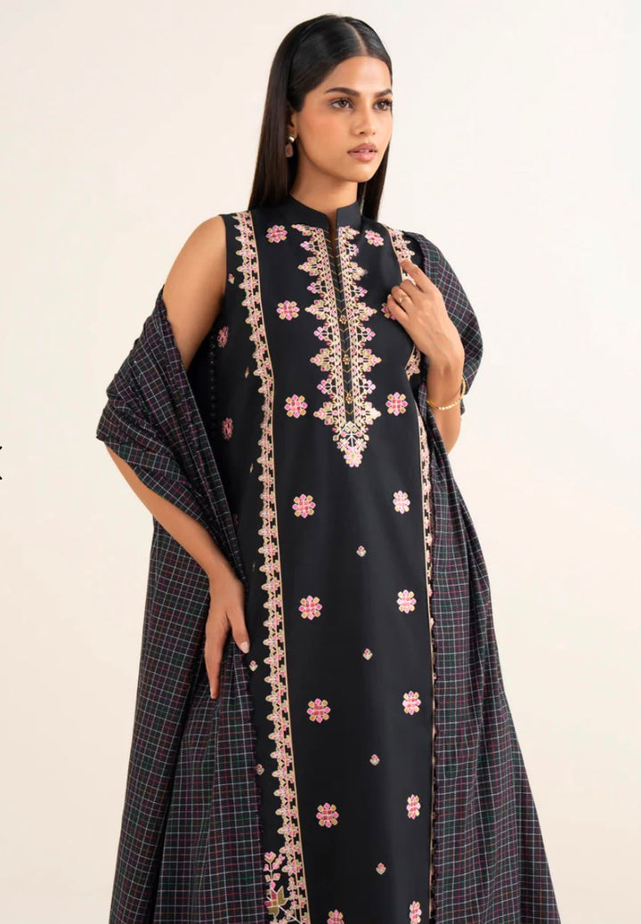 3 Piece- Sapphire Andaaz Embroidered Zari Lawn Suit