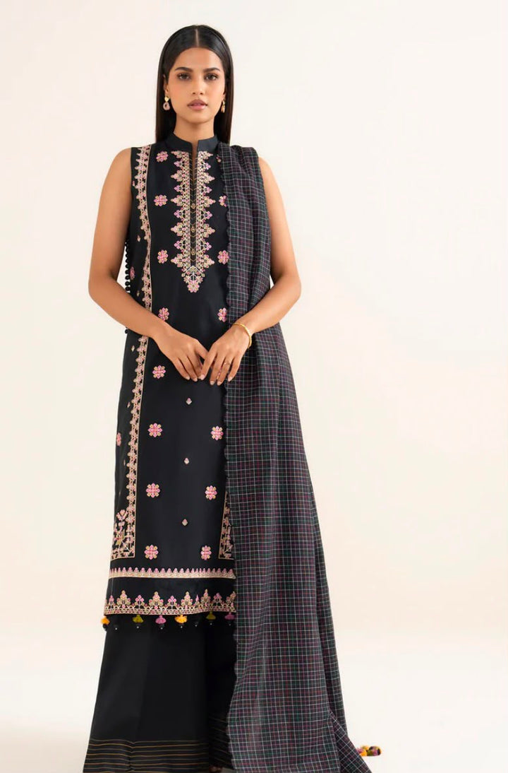 3 Piece- Sapphire Andaaz Embroidered Zari Lawn Suit