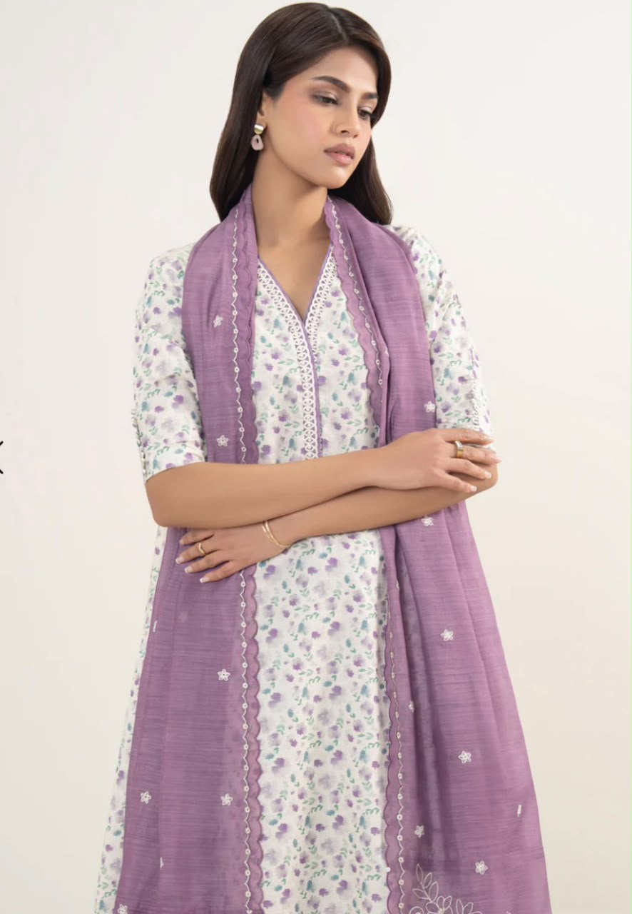 3 Piece- Sapphire Andaaz Embroidered Zari Lawn Suit