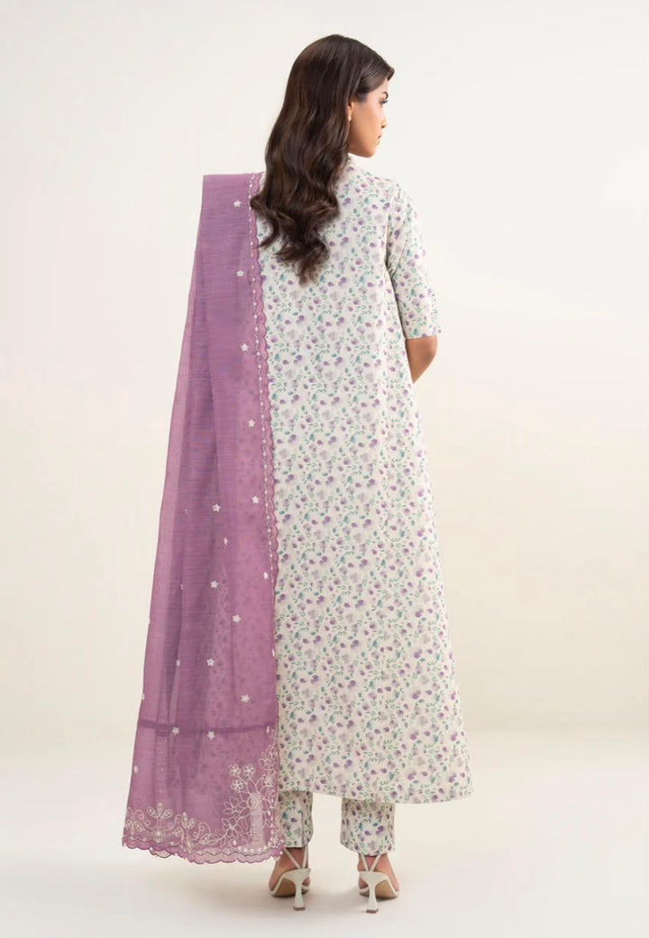 3 Piece- Sapphire Andaaz Embroidered Zari Lawn Suit