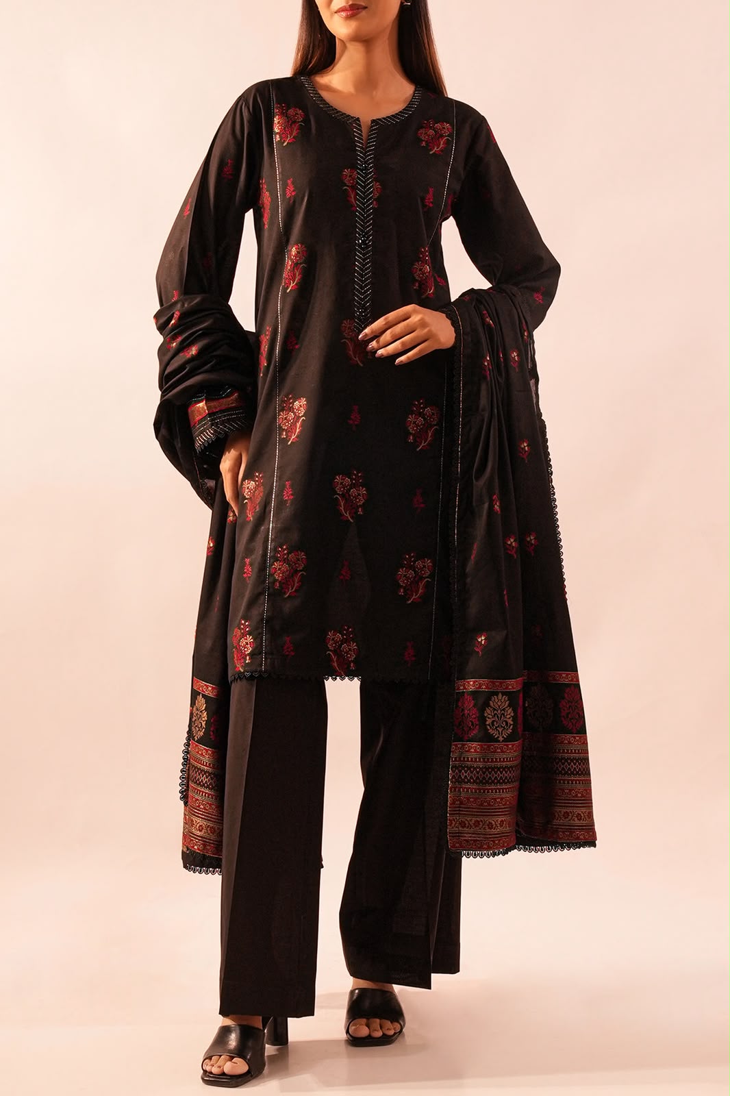SAYA- Unstitched Printed Embroidered Jacquard 3 Piece