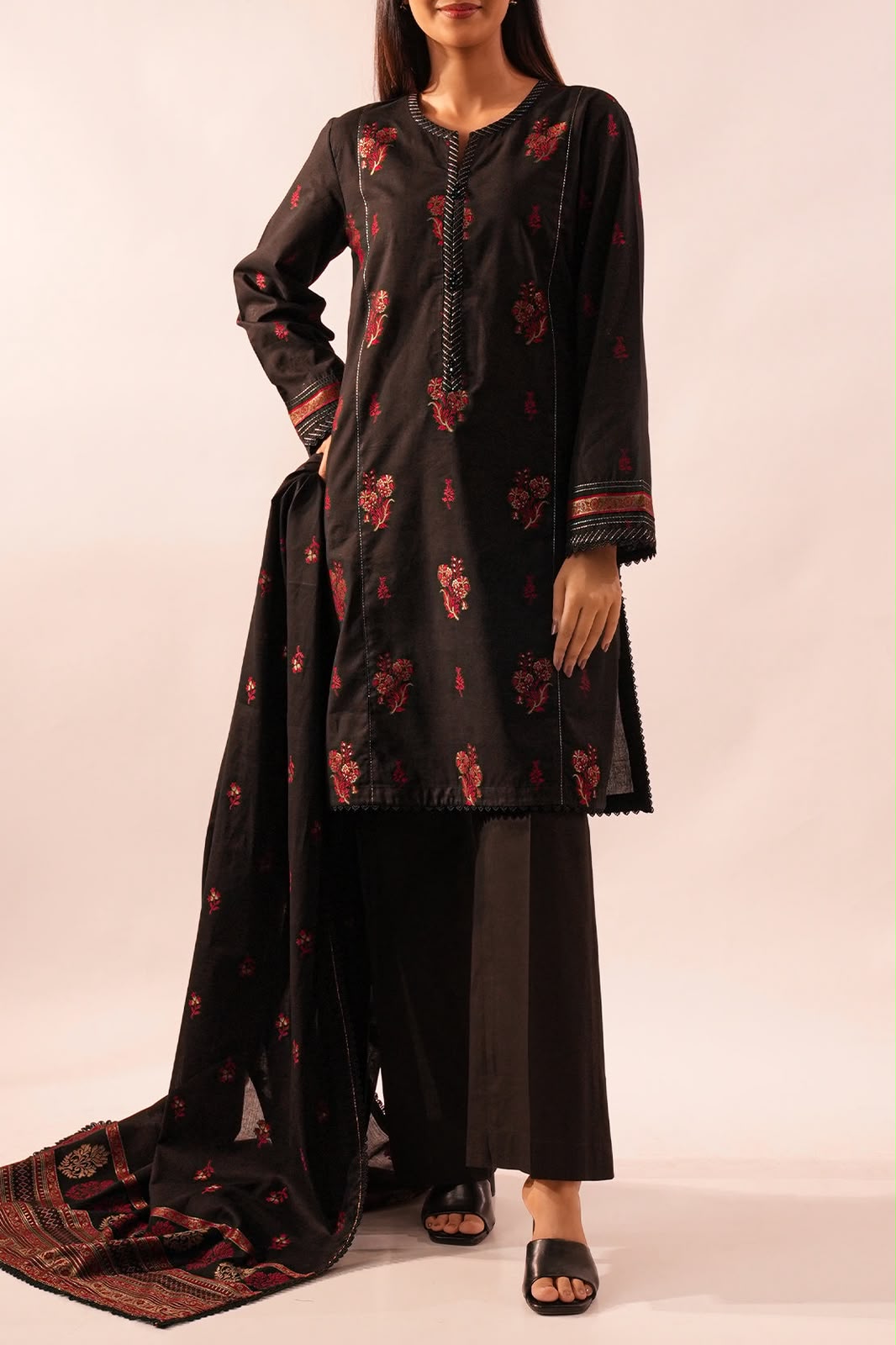 SAYA- Unstitched Printed Embroidered Jacquard 3 Piece