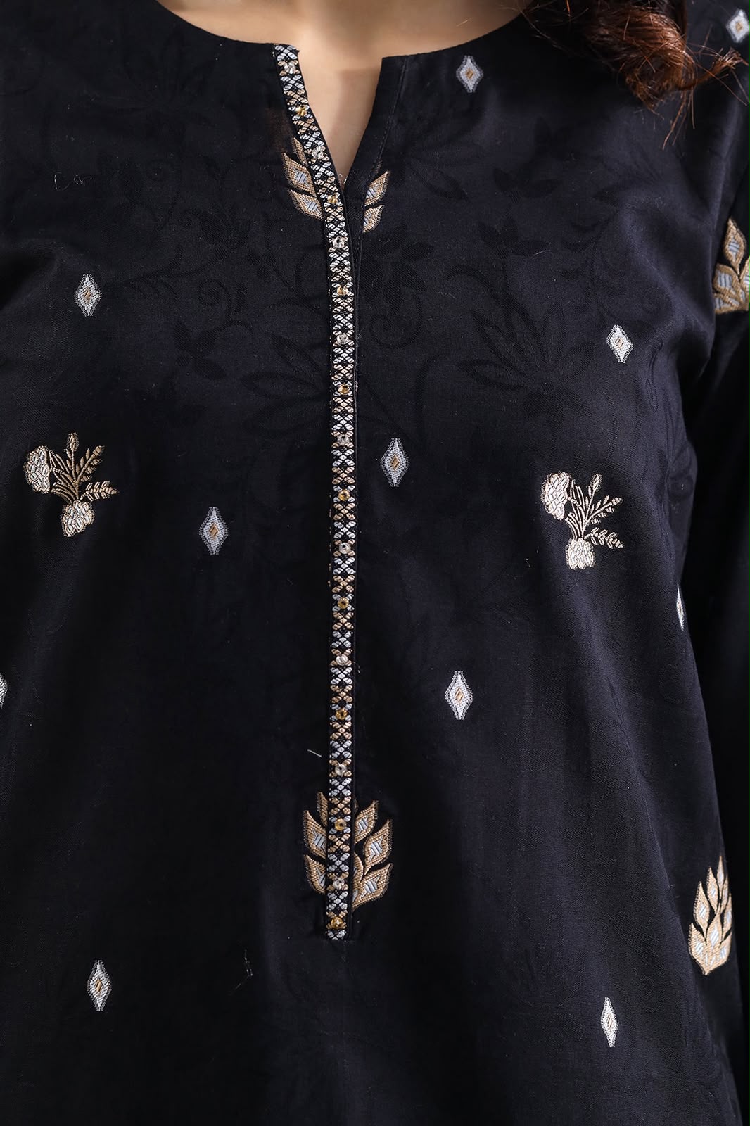 SAYA- Unstitched Printed Embroidered Jacquard 3 Piece