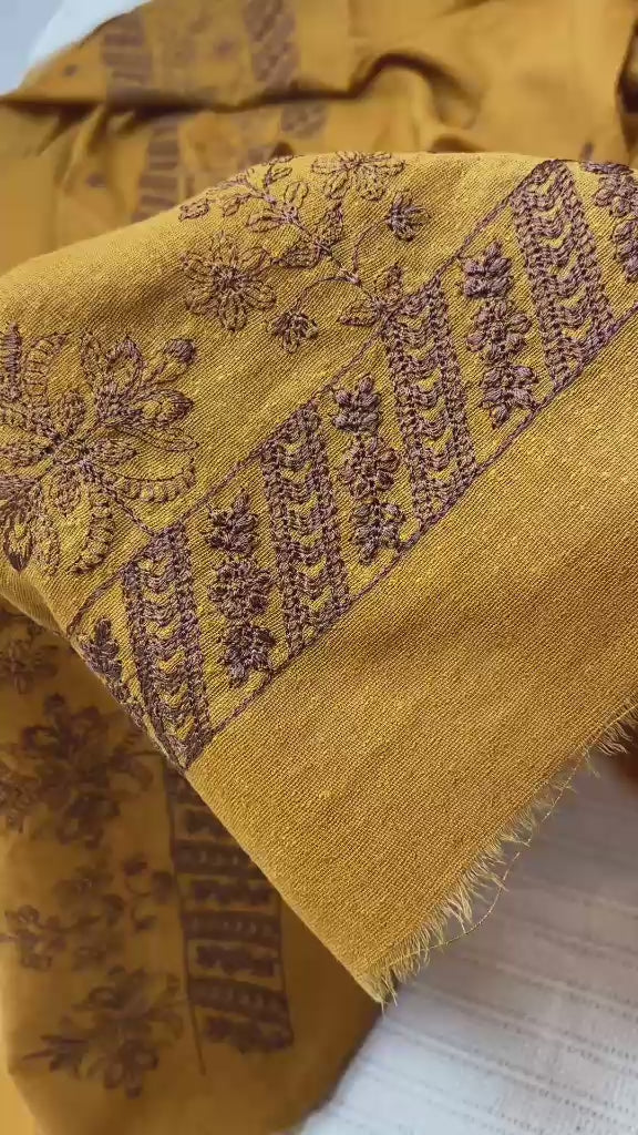 Bareeze Karandi 3pcs with Embroidered Shawl