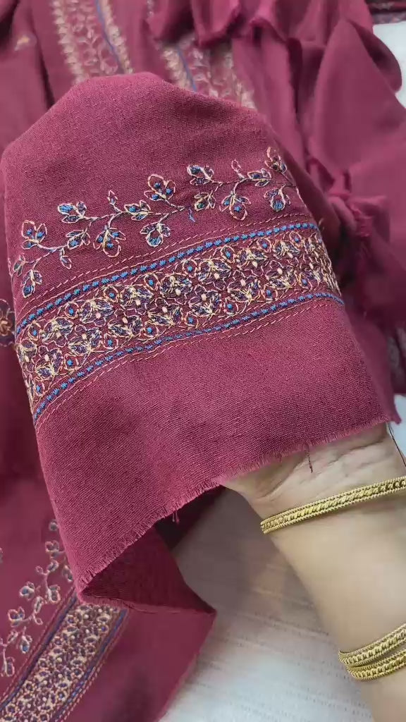 Bareeze Karandi 3pcs with Embroidered Shawl